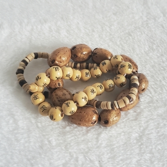 3 Piece Versitial 3 In 1 Stackable Wooden Beaded Bracelet Set - Picture 1 of 9